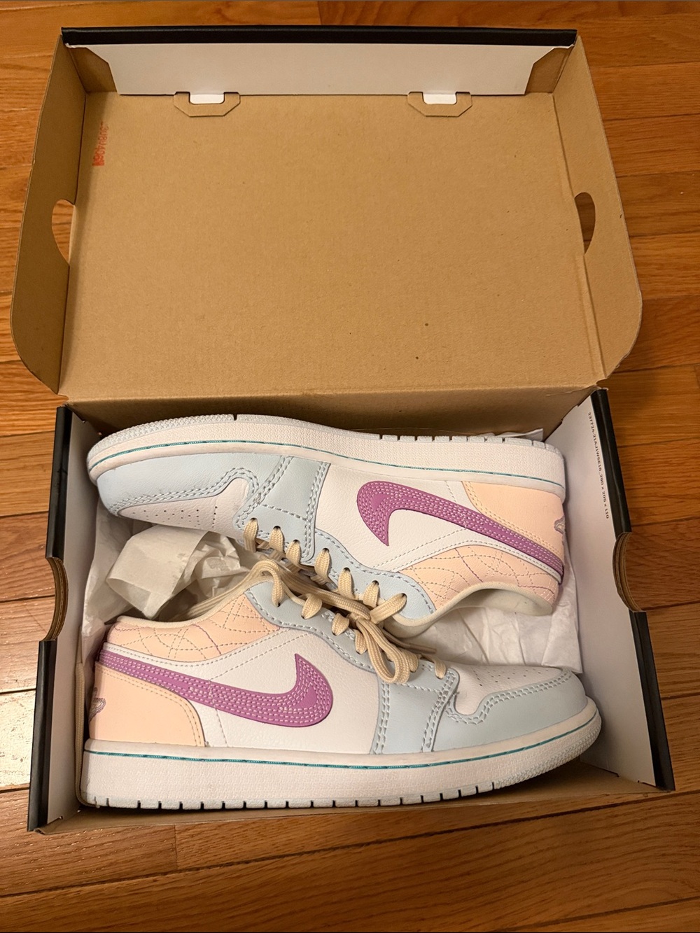 Wmns Air Jordan 1 Low 'Multi-Color Sashiko‘ with box